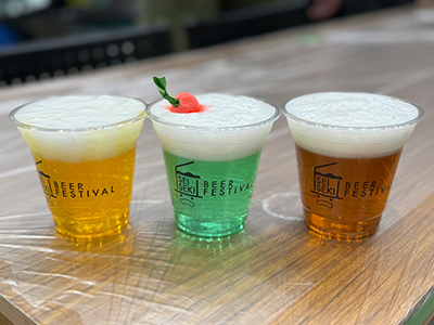 工学院大学学生プロジェクトによるお子様向け科学実験「ふわふわはちみつビールスライムを作ろう」