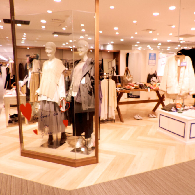 アズ ノゥ アズ ドゥ バズ せいせき 京王聖蹟桜ヶ丘ショッピングセンター