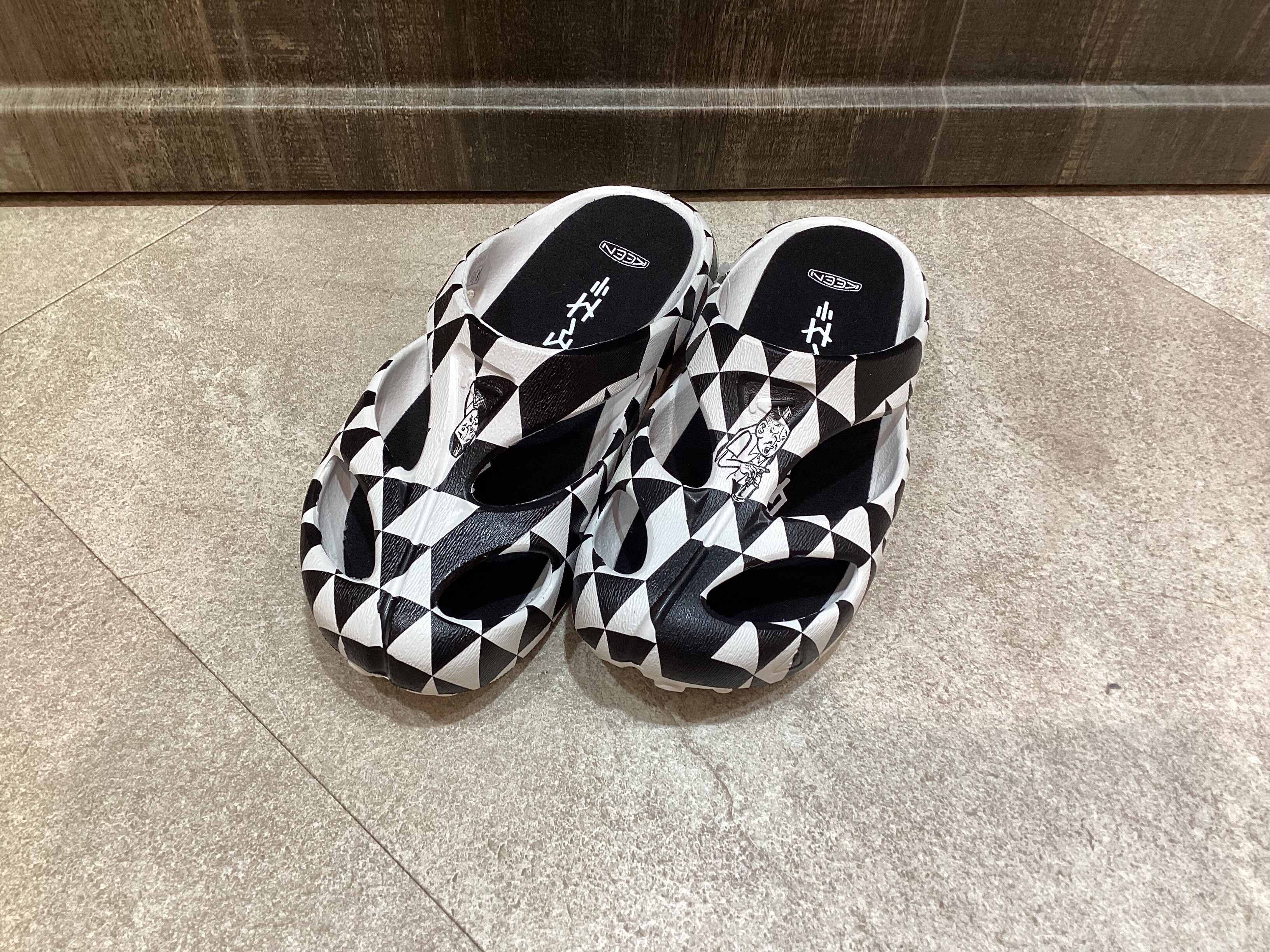 限定】KEEN × ESOW × GINZA GL｜聖蹟エリアで手に入る究極のトリプル