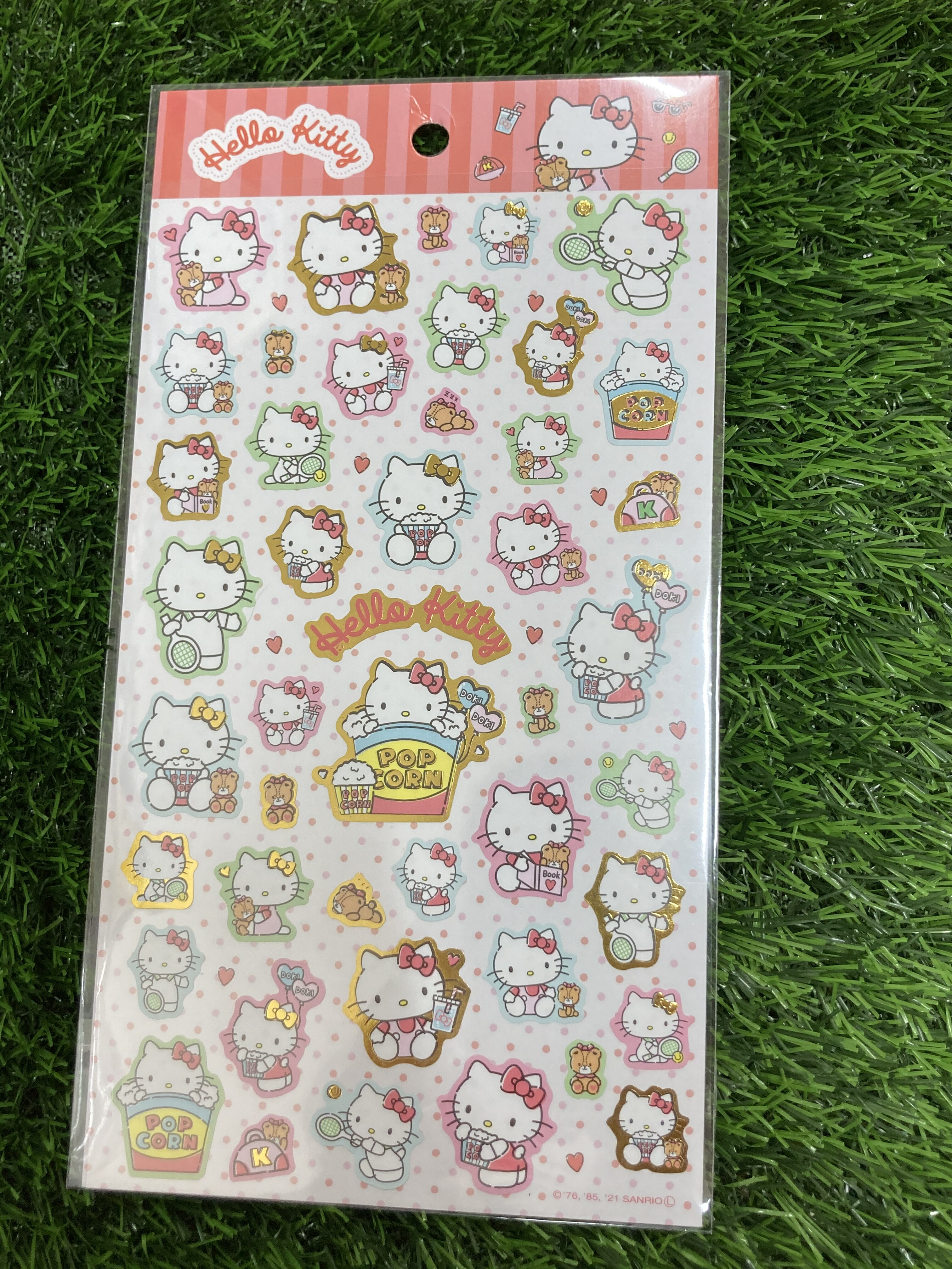 かわいいハローキティステッカー新作入荷！｜DAISO・THREEPPY