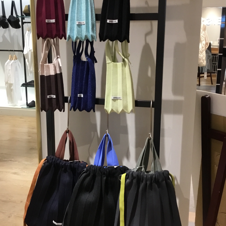 amicom 入荷