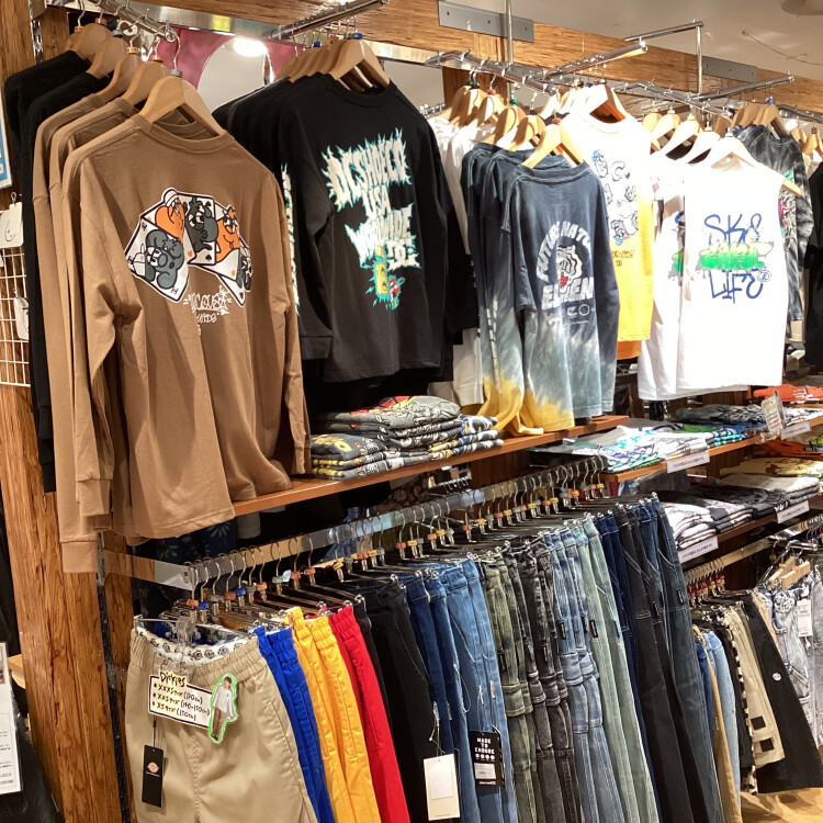 【キッズアパレル秋物新入荷情報】ストリートコーデの主役になる最新ロンT＆パンツ続々入荷！