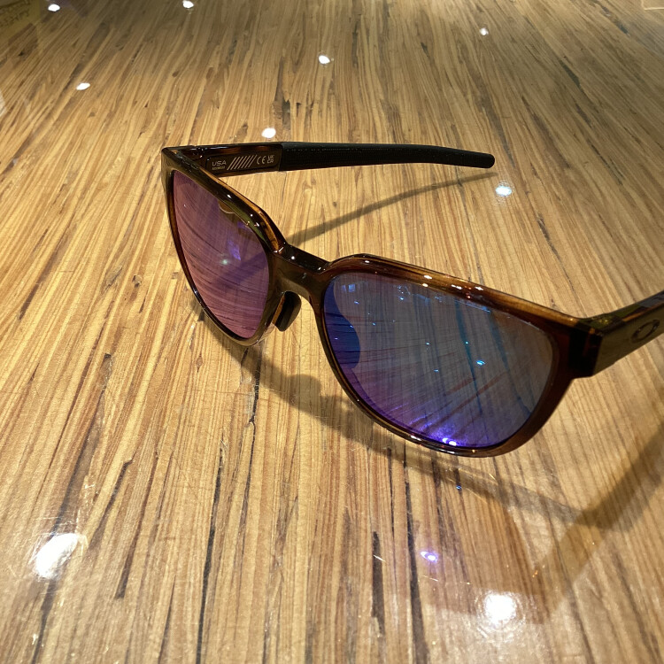 【スポーツ×ストリート】紫外線対策もおしゃれもこれ1本！OAKLEYの本格偏光モデルをご紹介！