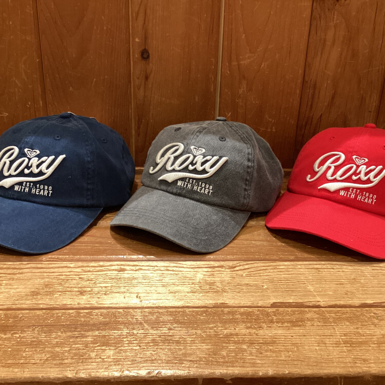 【ROXY】2026年春夏新作！トレンドの深めシルエットが可愛い「WITH HEART CAP」が入荷！