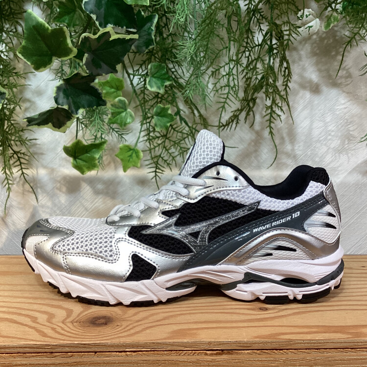 【MIZUNO】大注目テック系スニーカー！ウエーブライダー10紹介｜京王聖蹟桜ヶ丘店