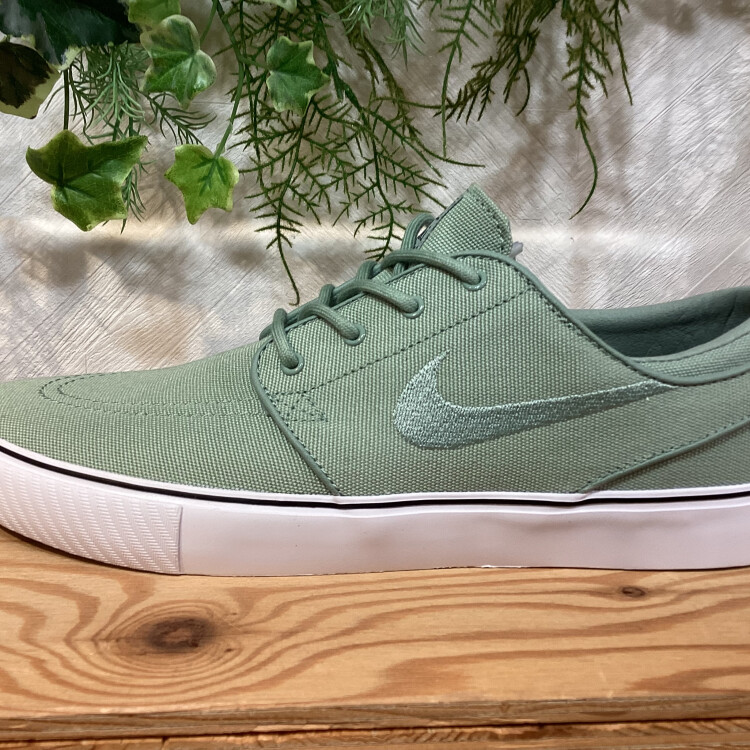 【NIKE SB】名作スケートシューズ「ステファン・ジャノスキー」のご紹介！