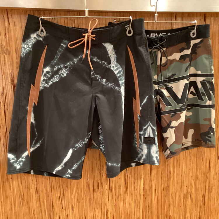 【メンズ水着】普段履きもできる！「RVCA」おすすめボードショーツをご紹介！