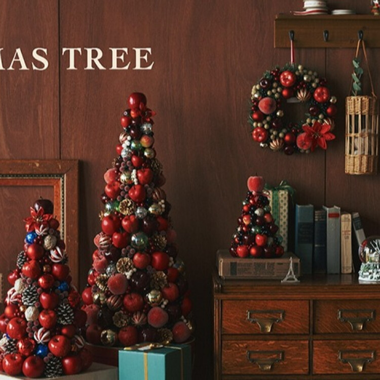 毎年大好評のアフタヌーンティーオリジナルクリスマスツリーが登場！　