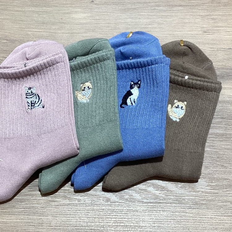 NEWカラー続々と入荷中🧦🤎