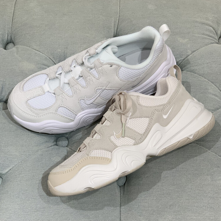 NIKE★ちょっぴりユニークなデザイン★