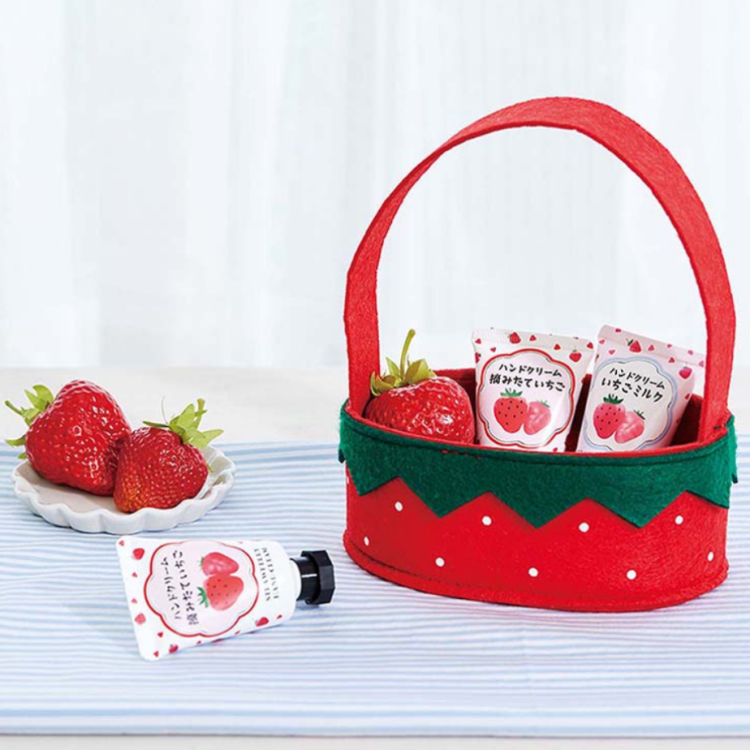 🍓フルーツの森ハンドクリームトリオ🍓