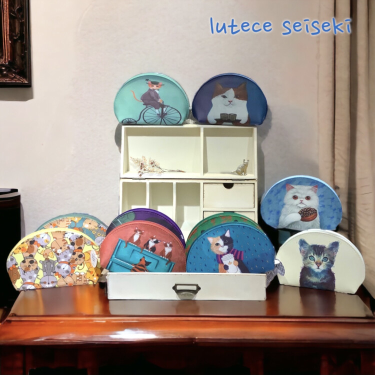 ギフトにも🎁マトリョーシカポーチ🐈