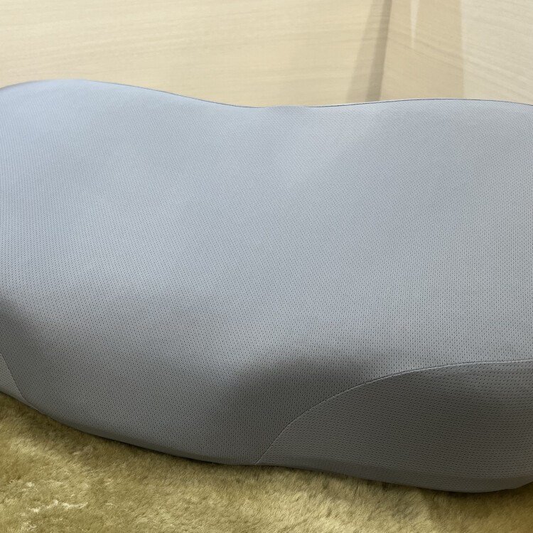 新発売　頸椎サポート枕