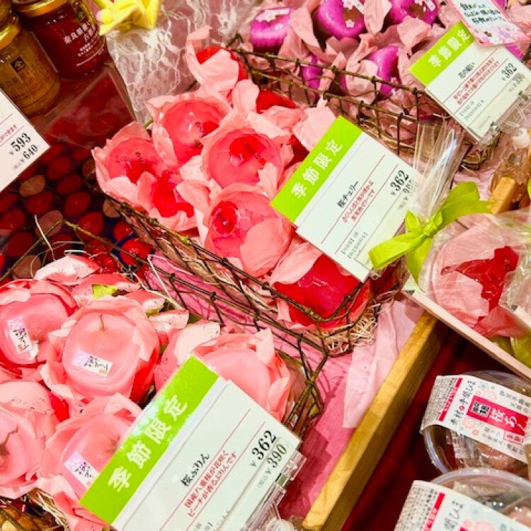 毎年大人気！　春を感じる「桜ぷりん」「桜チェリー」「花の結い」入荷しました！