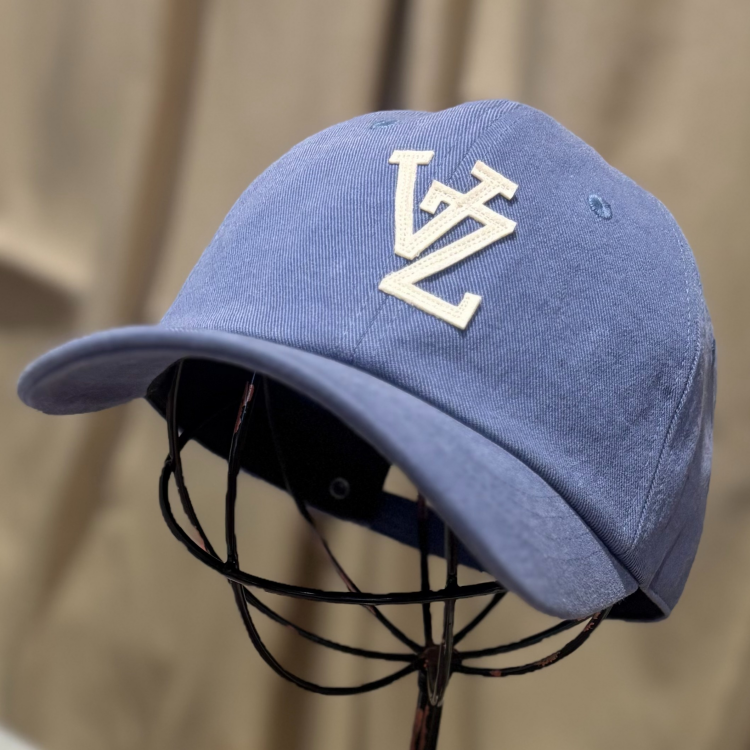 【おすすめ商品のご紹介】VARZAR Monogram Applique Over Fit Washing Ball Cap