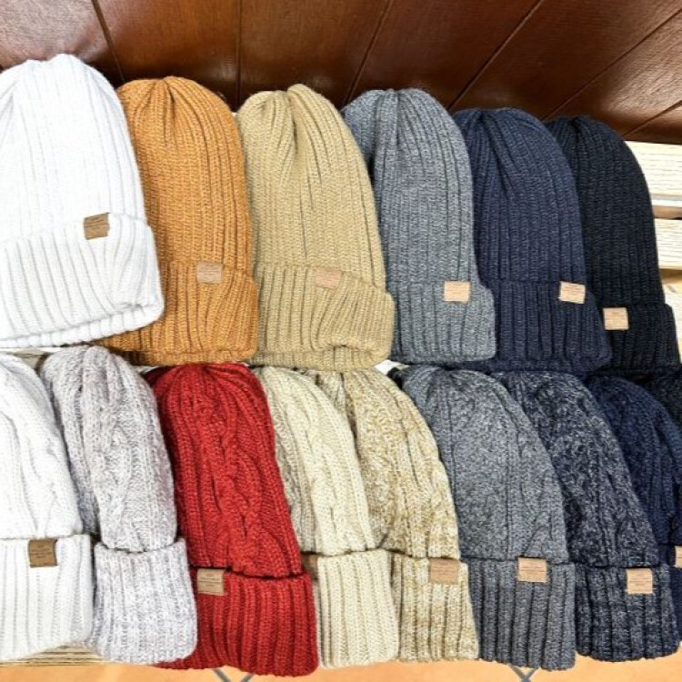 "【おすすめ商品のご紹介】 裏ボアあったかニット帽"