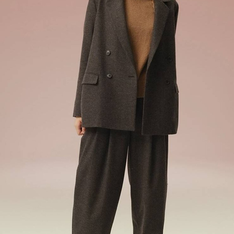 レディース　新作ジャケット